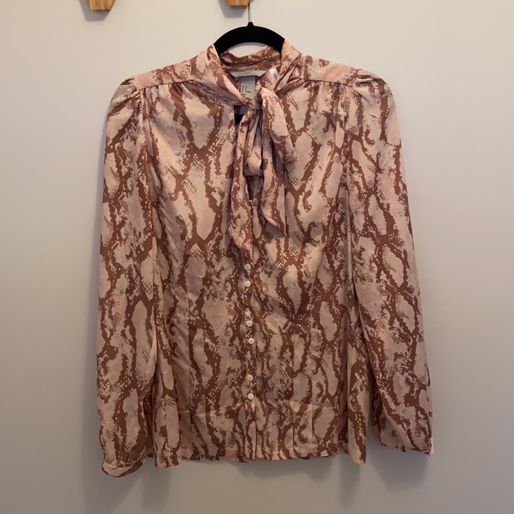 H&M | Pink Snake print blouse